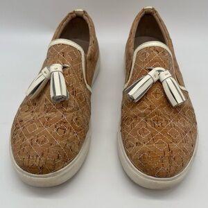 Donald Pliner Cork and Patent Leather Slip on Sneaker with Tassels Size 7.5